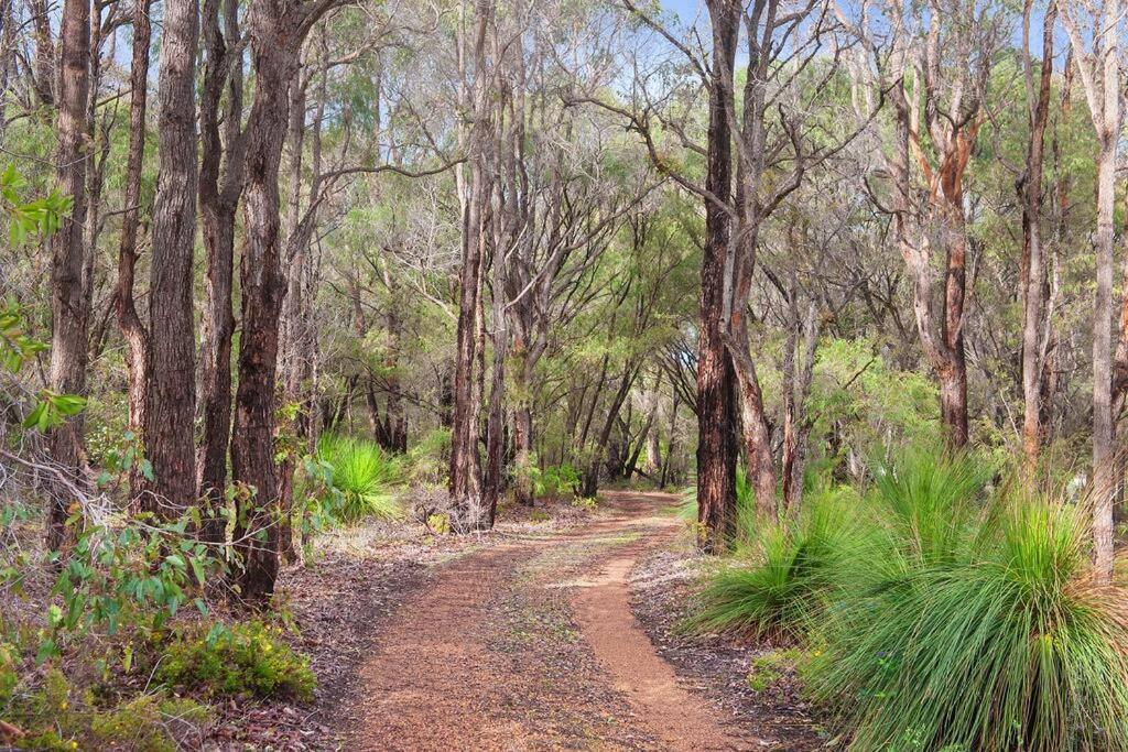 Kevill Hideaway Margaret River Villa Exterior photo